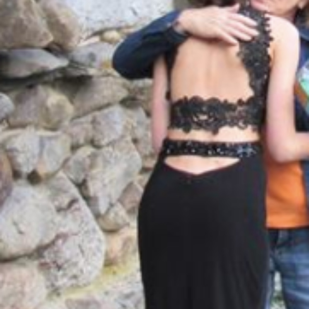 Prom Dress - Picture 3 of 5